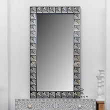Load image into Gallery viewer, Kusum_Black Bone Inlay mirror
