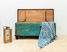 Load image into Gallery viewer, Nielsen_Solid Indian Wood Trunk_Coffee Table _Storage Case_Box _Sitting Trunk_116 cm
