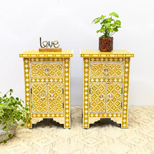 Load image into Gallery viewer, Viny_Bone Inlay Bed Side Table
