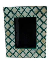 Load image into Gallery viewer, Chrissy_Moroccan Pattern Bone Inlay Photo Frame in Green
