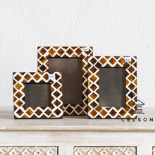 Load image into Gallery viewer, katheryn_Moroccan Pattern horn Inlay Photo Frame in Brown
