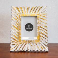 Load image into Gallery viewer, Evie Hand Carved Wooden Photo Frame_4 x 6
