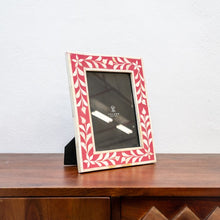 Load image into Gallery viewer, Riva_ Floral Pattern Bone Inlay Photo Frame_5 x 8
