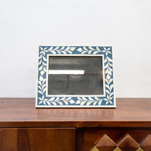 Load image into Gallery viewer, Riva_ Floral Pattern Bone Inlay Photo Frame_5 x 8
